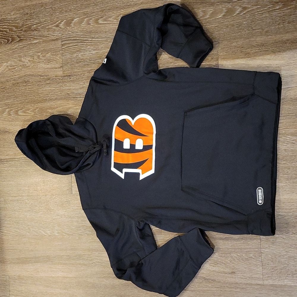 NOT AVAILABLE UNABLE TO DELETE POST-Cincinnati Bengals New Era Men's Hoodie